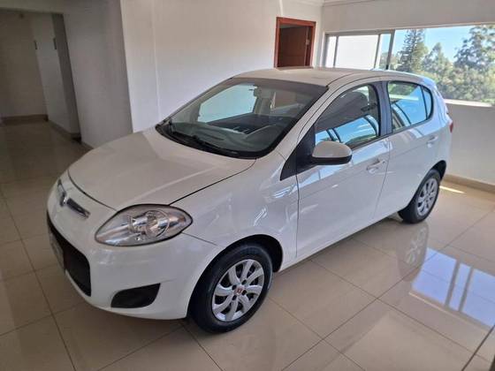 FIAT PALIO 1.0 MPI ATTRACTIVE 8V FLEX 4P MANUAL FIAT PALIO 1.0 MPI ATTRACTIVE 8V FLEX 4P MANUAL
